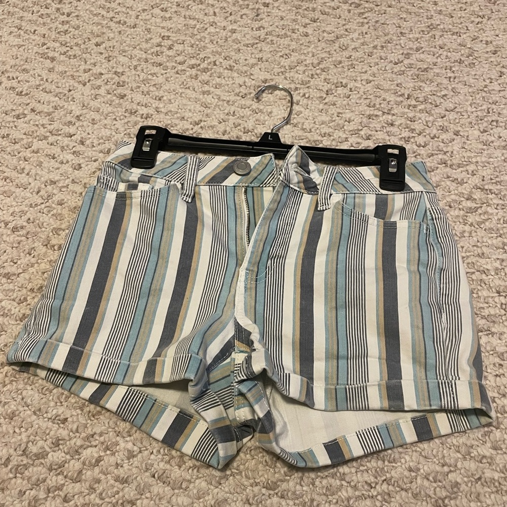So striped jean shorts